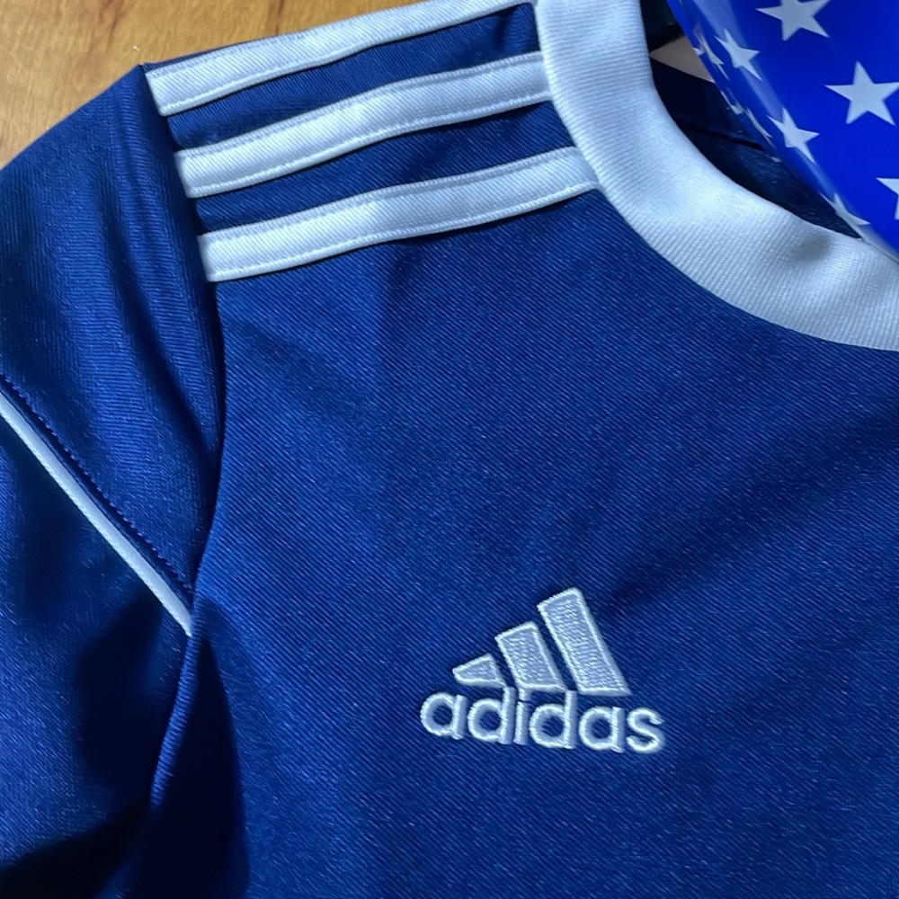 Adidas - Picture 2 of 4